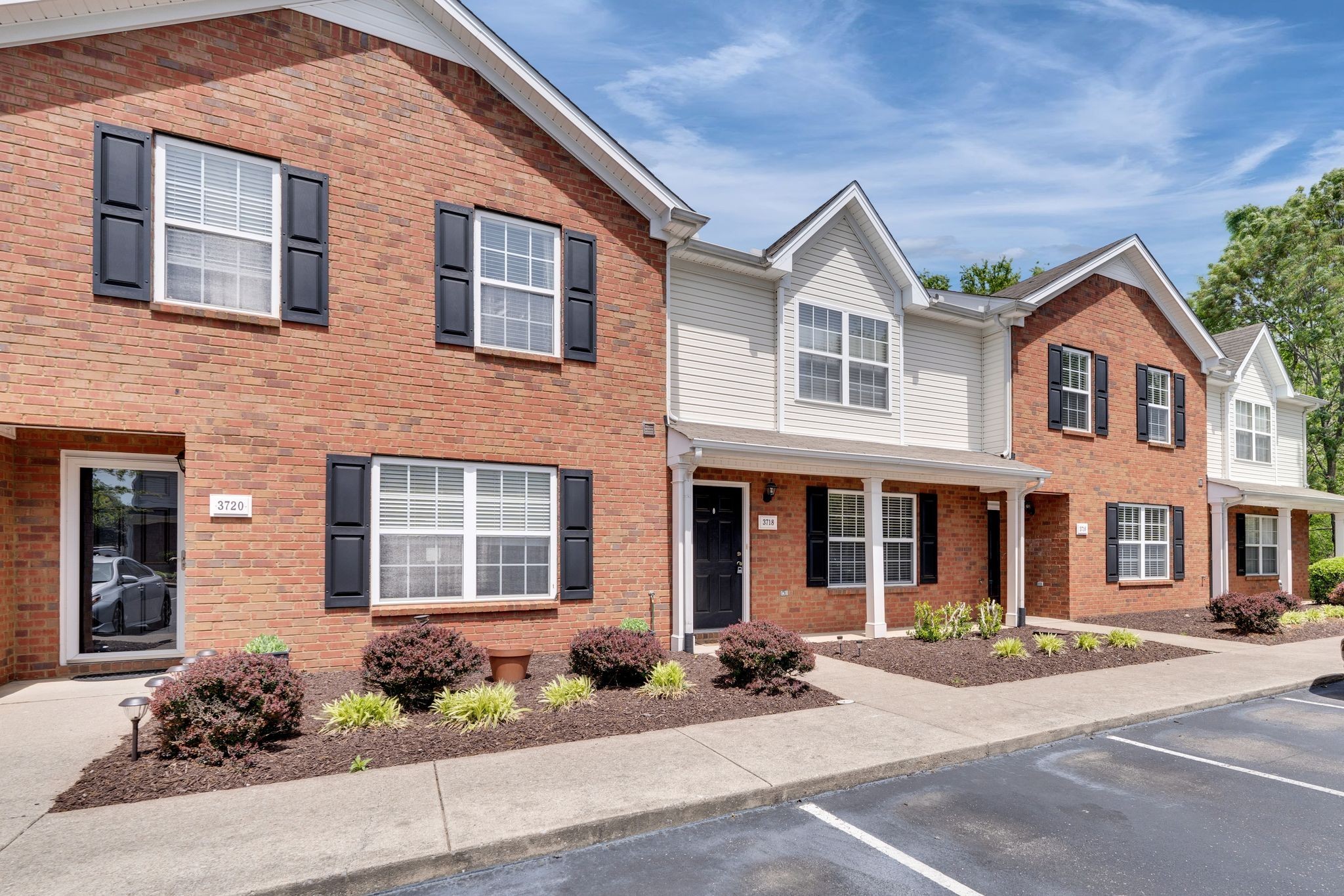 3718 Alchemy Court Murfreesboro, TN 37128 - Photo 2 of 32