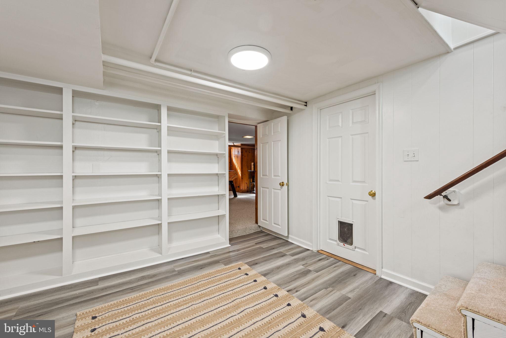 2701 Russell Road Alexandria, VA 22305 - Photo 15 of 42