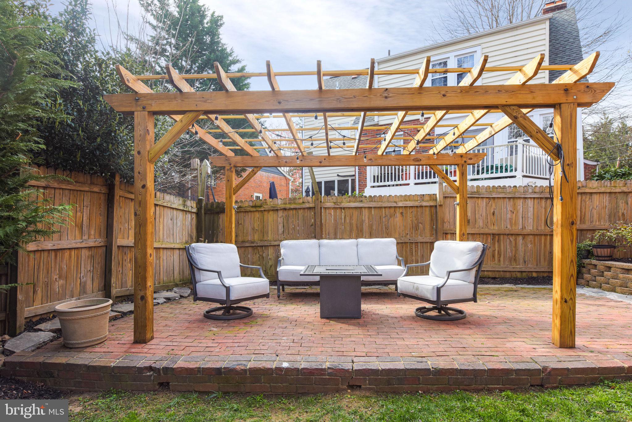 2701 Russell Road Alexandria, VA 22305 - Photo 20 of 42