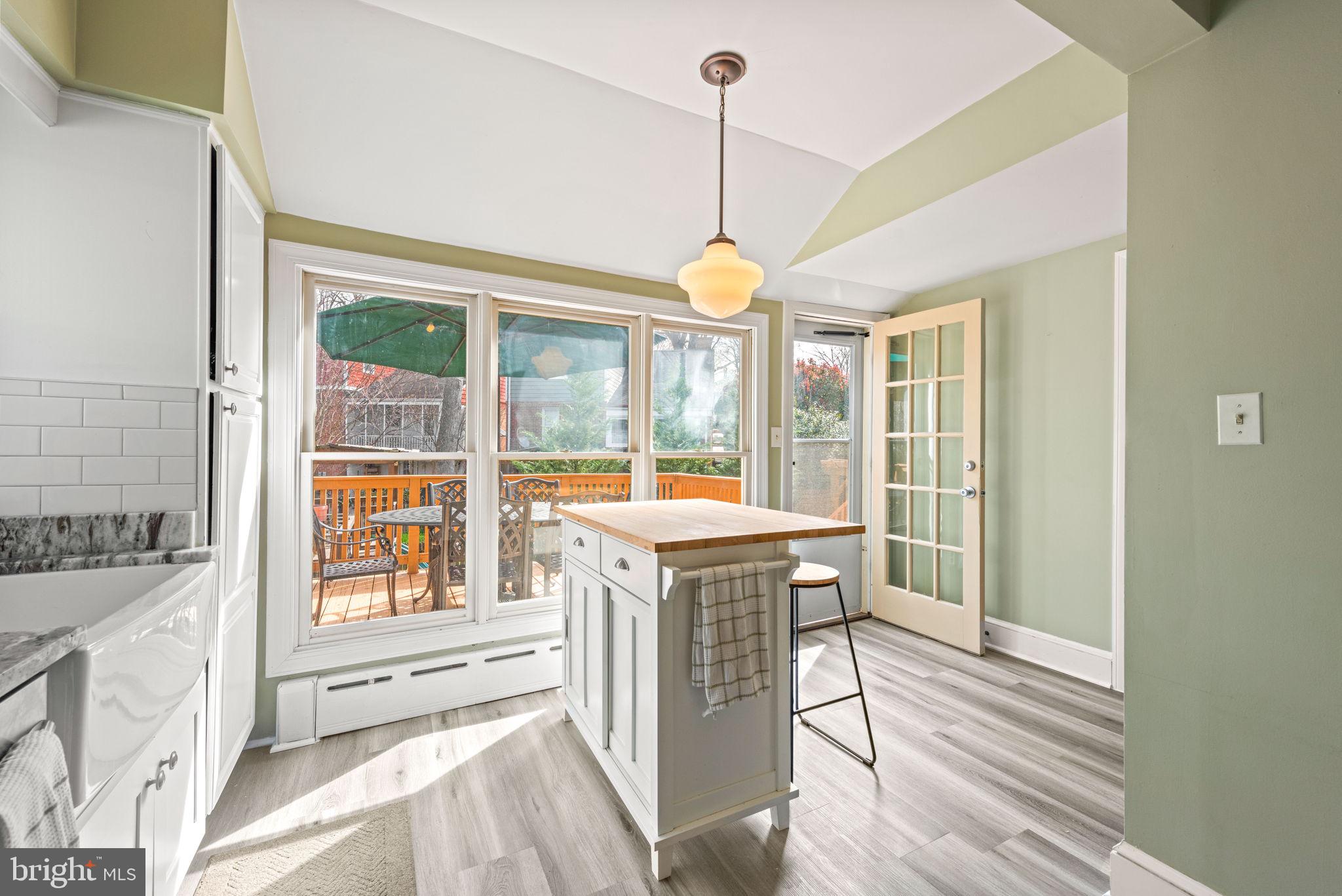 2701 Russell Road Alexandria, VA 22305 - Photo 29 of 42