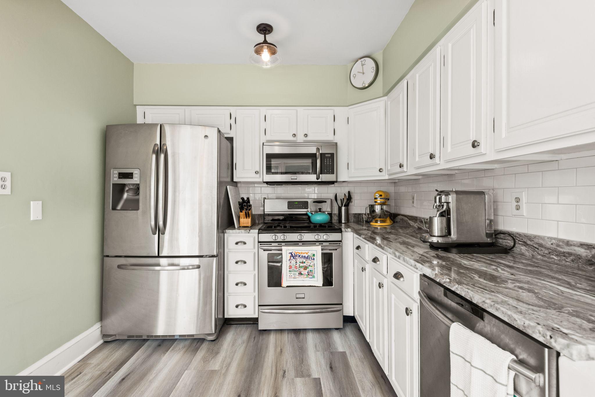 2701 Russell Road Alexandria, VA 22305 - Photo 30 of 42