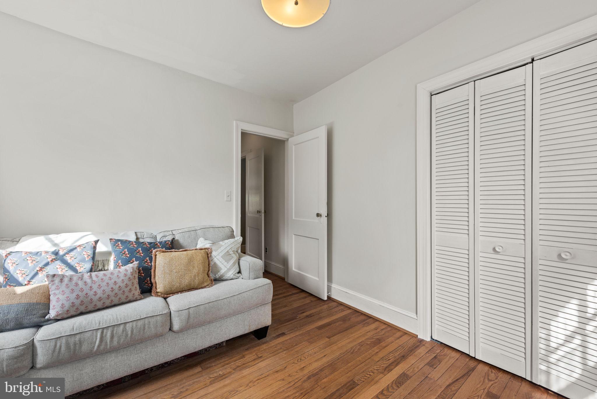 2701 Russell Road Alexandria, VA 22305 - Photo 32 of 42