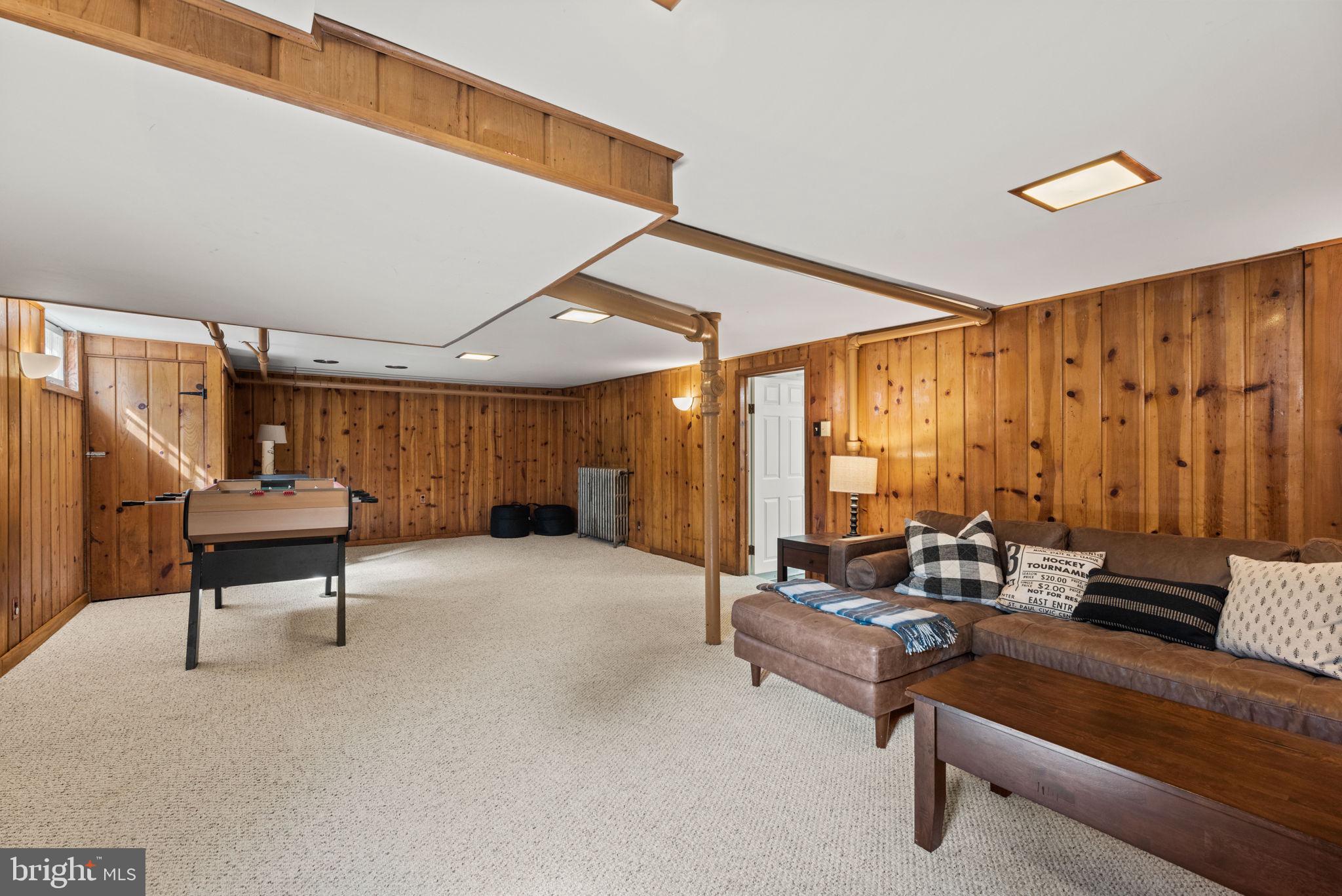 2701 Russell Road Alexandria, VA 22305 - Photo 38 of 42