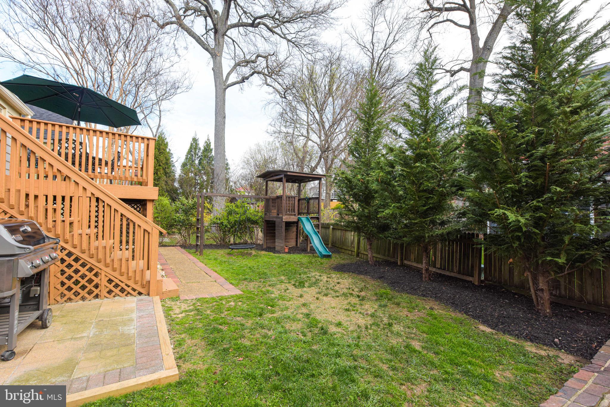 2701 Russell Road Alexandria, VA 22305 - Photo 40 of 42