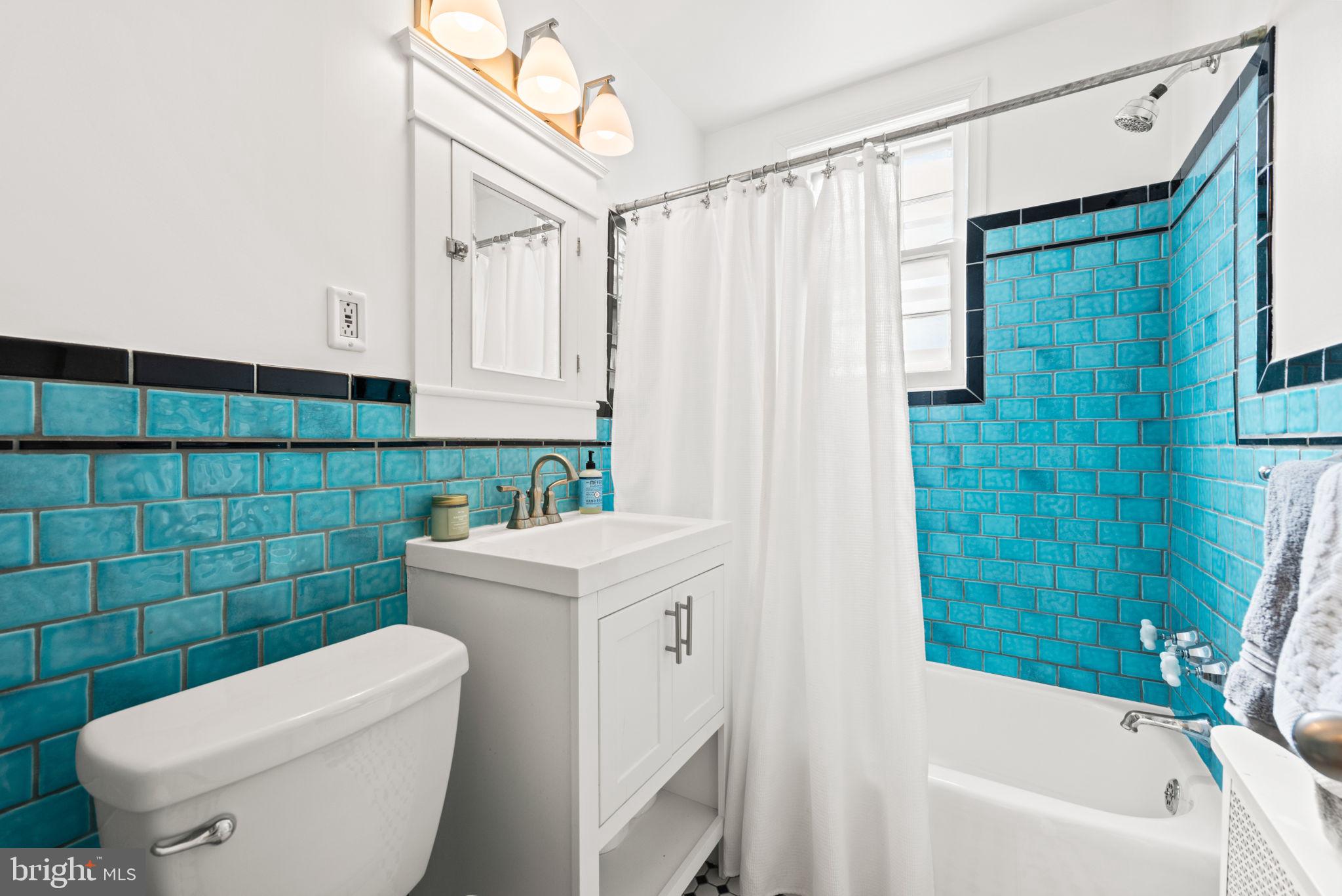 2701 Russell Road Alexandria, VA 22305 - Photo 8 of 42