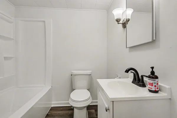 $370,000 | 9700 Fenner Road, Perry, MI 48872