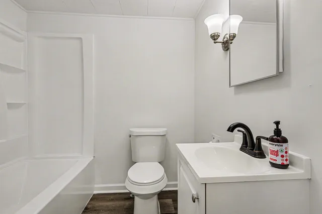 $380,000 | 9700 Fenner Road, Perry, MI 48872