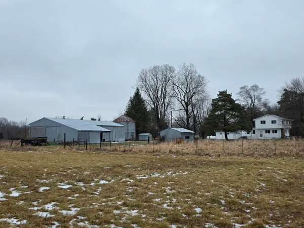 $370,000 | 9700 Fenner Road, Perry, MI 48872