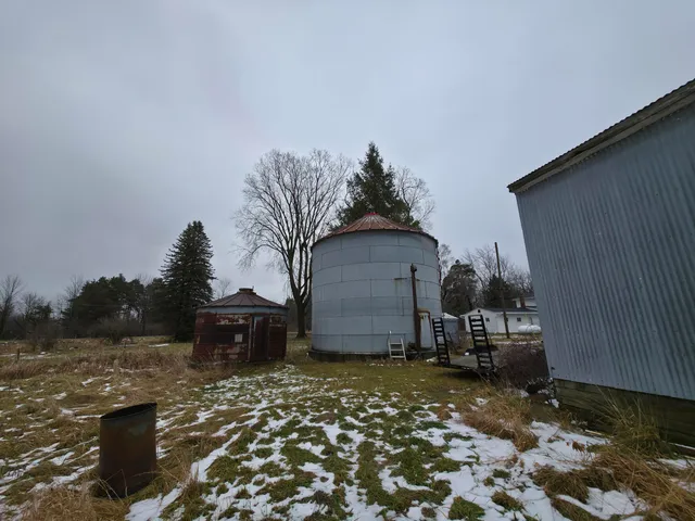 $380,000 | 9700 Fenner Road, Perry, MI 48872