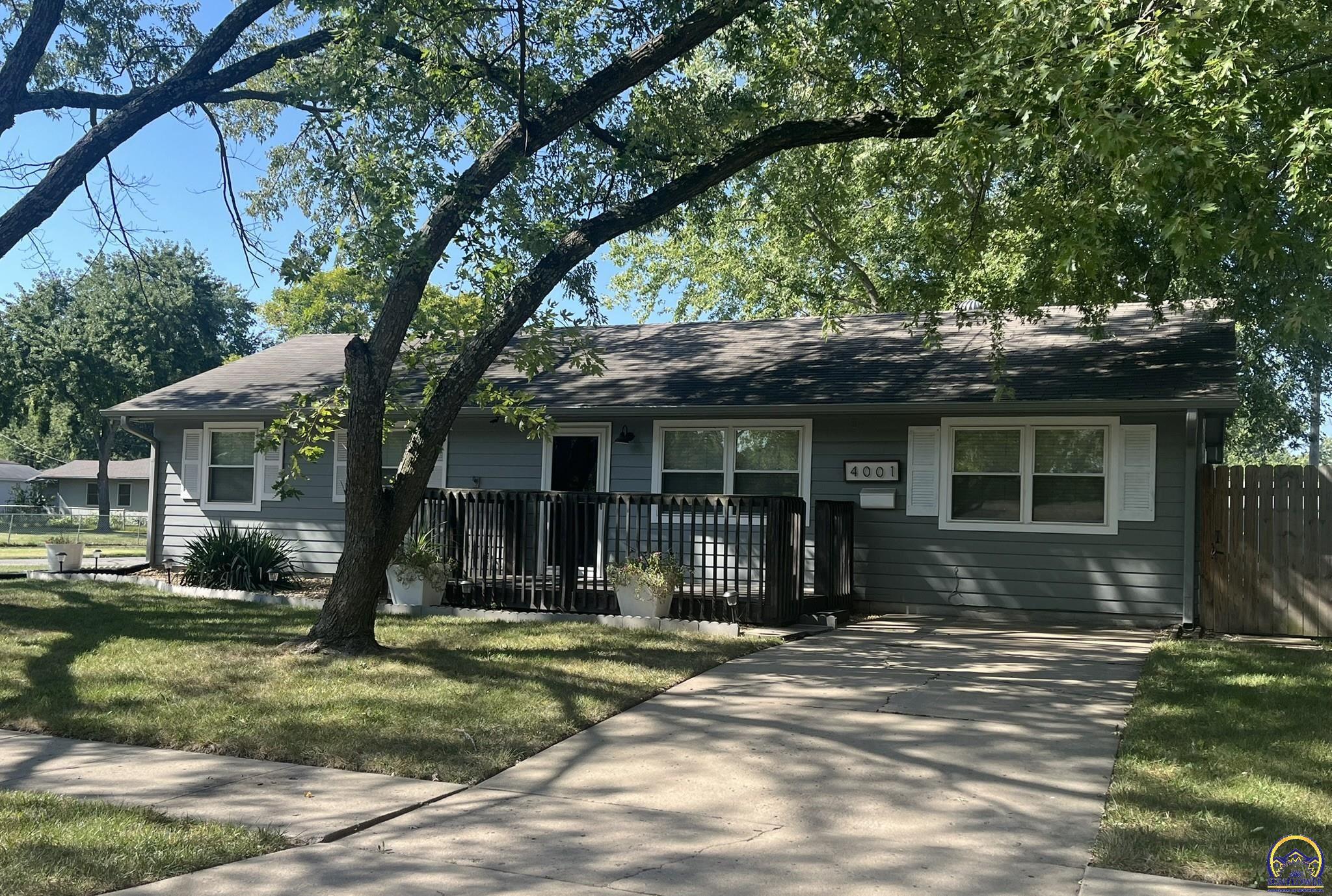 4001 Southwest 33rd Terrace Topeka, KS 66614 - Photo 1 of 1