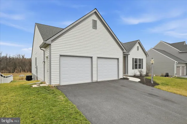 $469,000 | 1624 Fountain Rock Drive, Dover, PA 17315