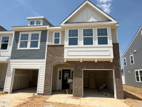 $334,725 | 948 Kensley Grv Lane, Fuquay-Varina, NC 27526