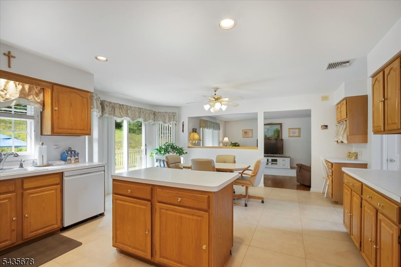 101 Jordan Road Rockaway, NJ 07866 - Photo 7 of 42
