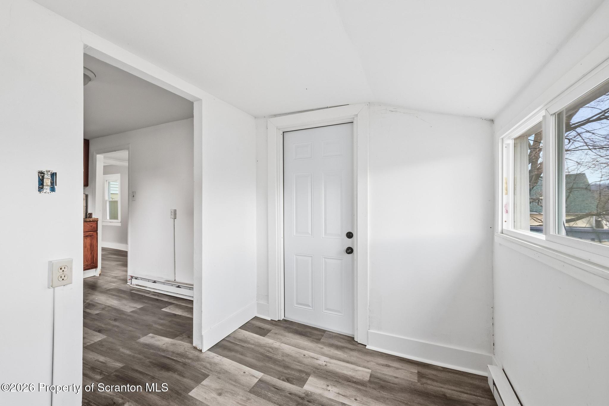 121 Throop Street Scranton, PA 18508 - Photo 16 of 40 DSC_8229-2