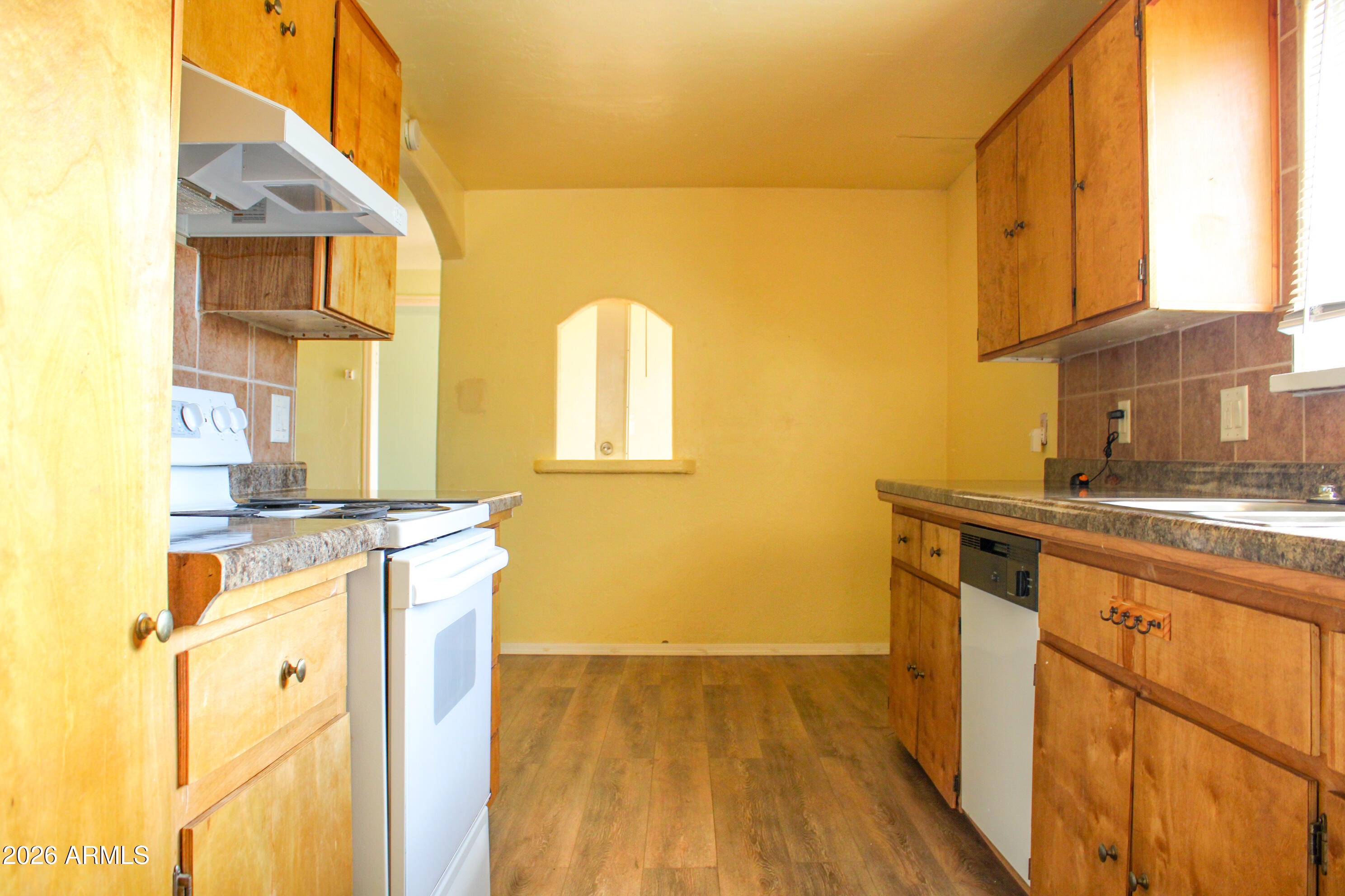 7365 South Sunnyvale Road Hereford, AZ 85615 - Photo 8 of 38 IMG_0022