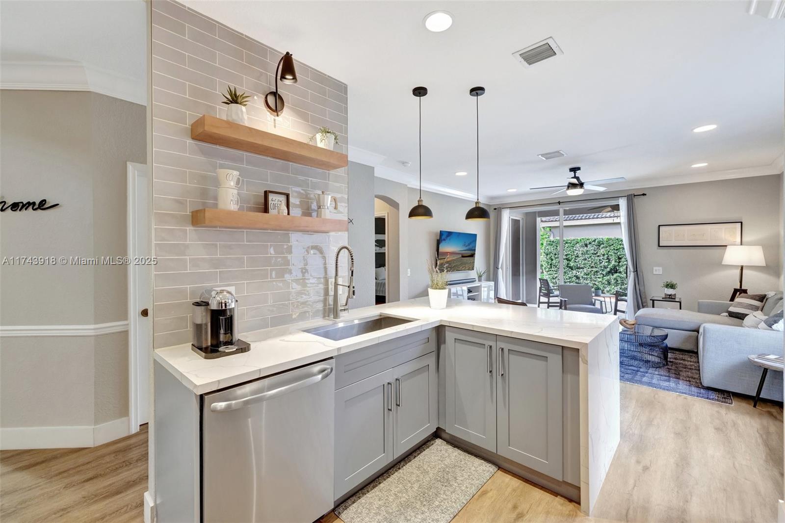 679 Conservation Drive Weston, FL 33327 - Photo 15 of 60