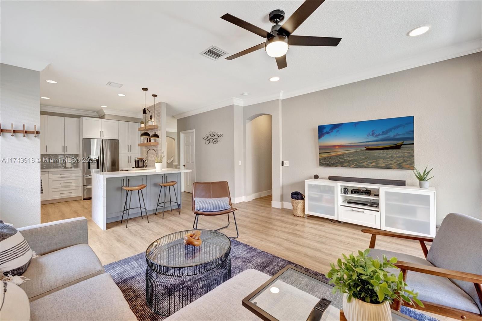 679 Conservation Drive Weston, FL 33327 - Photo 19 of 60