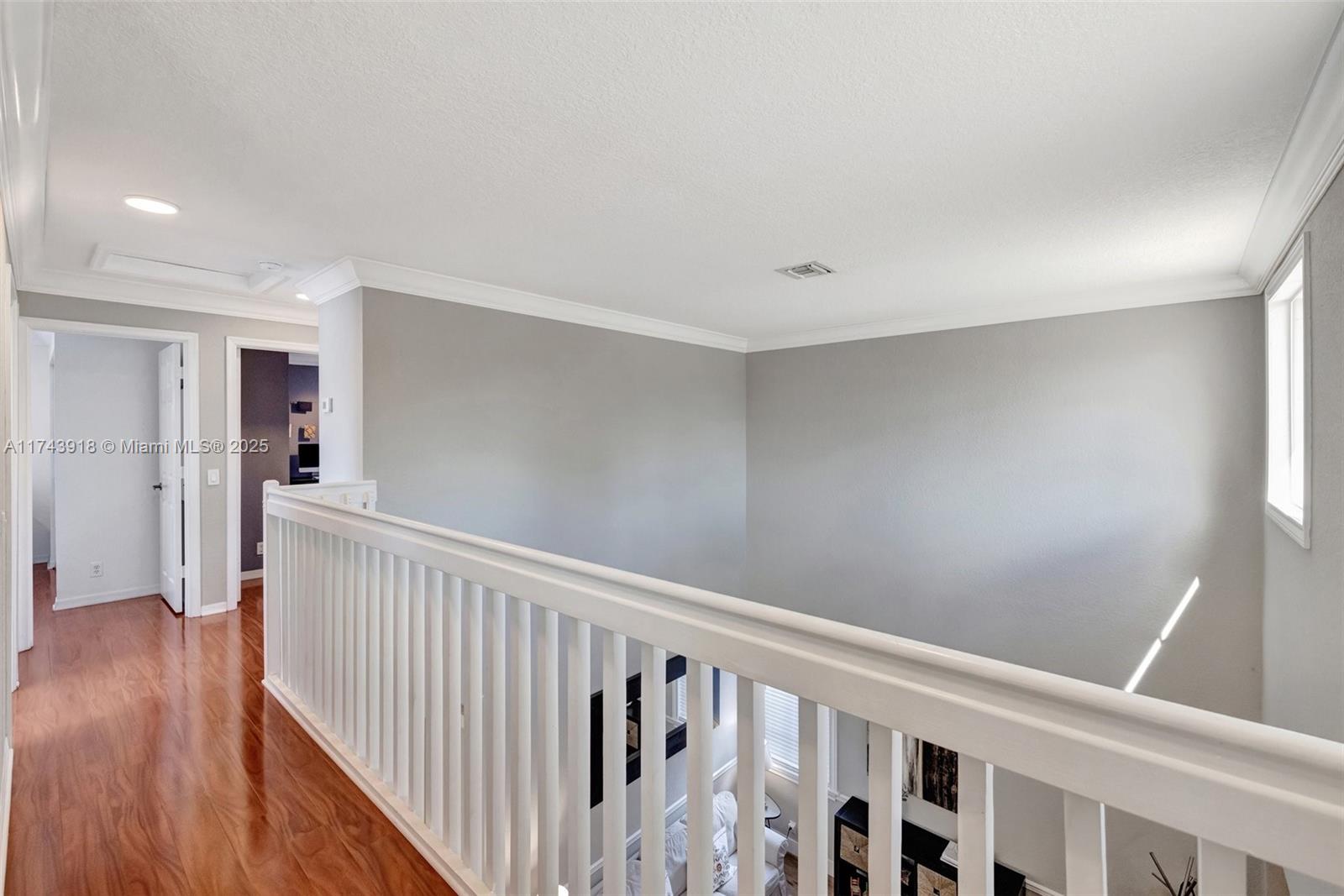 679 Conservation Drive Weston, FL 33327 - Photo 27 of 60