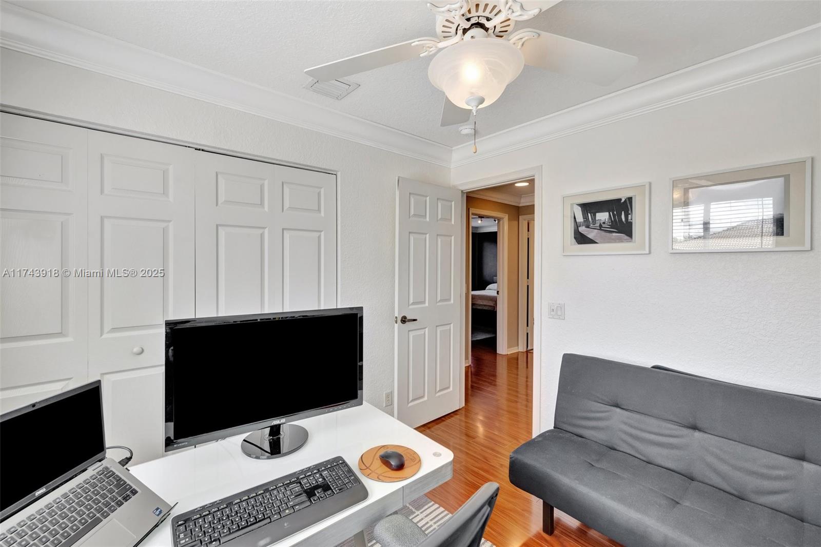 679 Conservation Drive Weston, FL 33327 - Photo 29 of 60