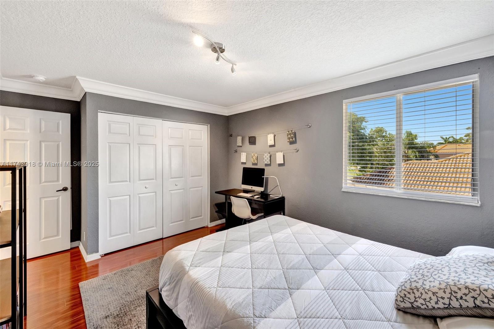 679 Conservation Drive Weston, FL 33327 - Photo 33 of 60