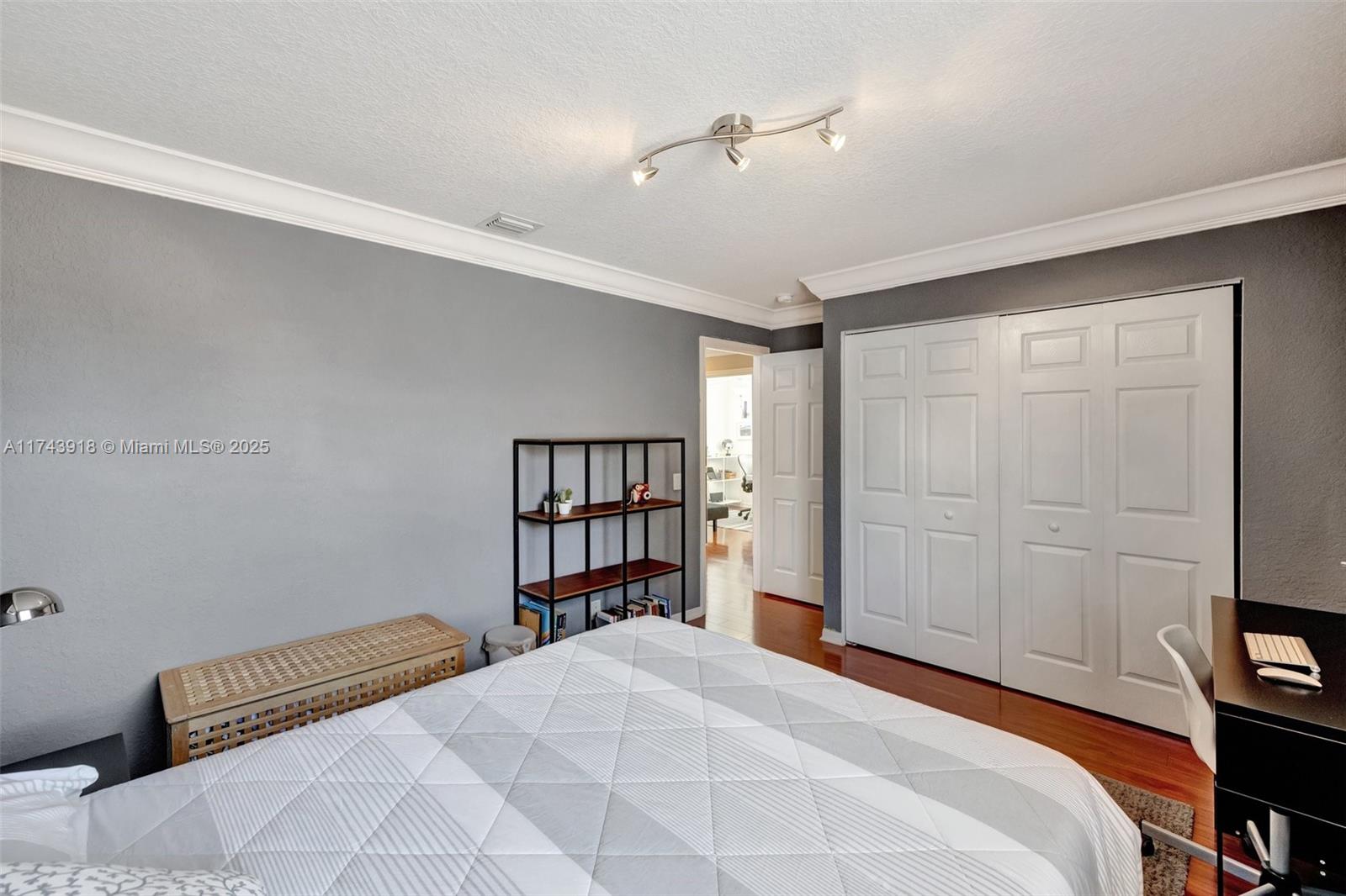 679 Conservation Drive Weston, FL 33327 - Photo 34 of 60