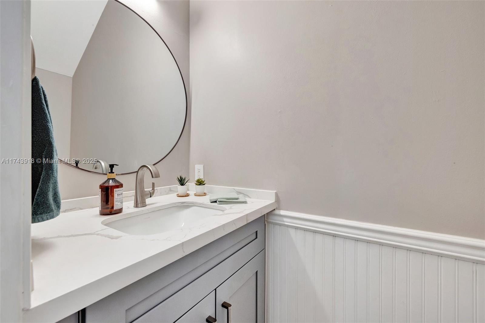 679 Conservation Drive Weston, FL 33327 - Photo 38 of 60