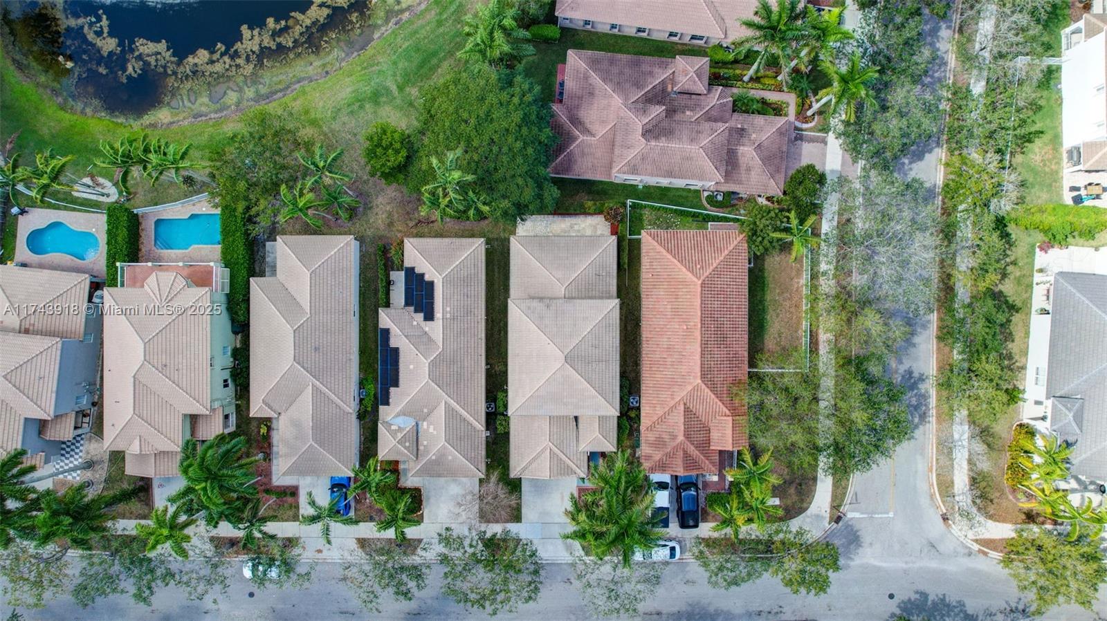 679 Conservation Drive Weston, FL 33327 - Photo 48 of 60