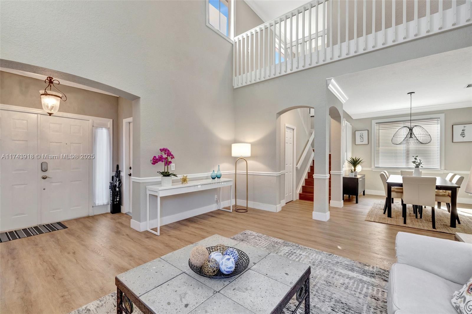 679 Conservation Drive Weston, FL 33327 - Photo 5 of 60