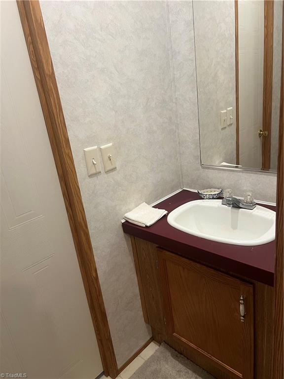 1024 Frans Road Westfield, NC 27053 - Photo 17 of 29 Half Bath