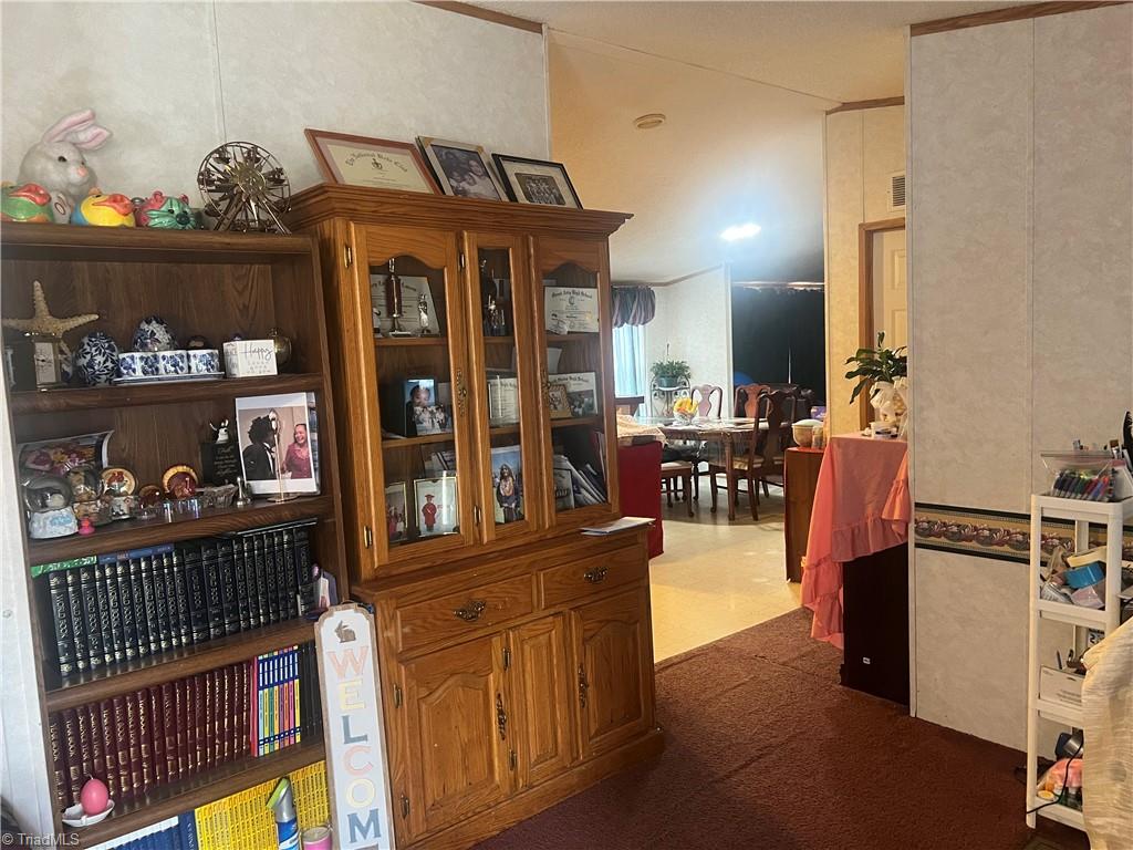 1024 Frans Road Westfield, NC 27053 - Photo 4 of 29