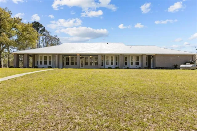 $1,285,204 | 6482 Southwest 80th Avenue, Trenton, FL 32693