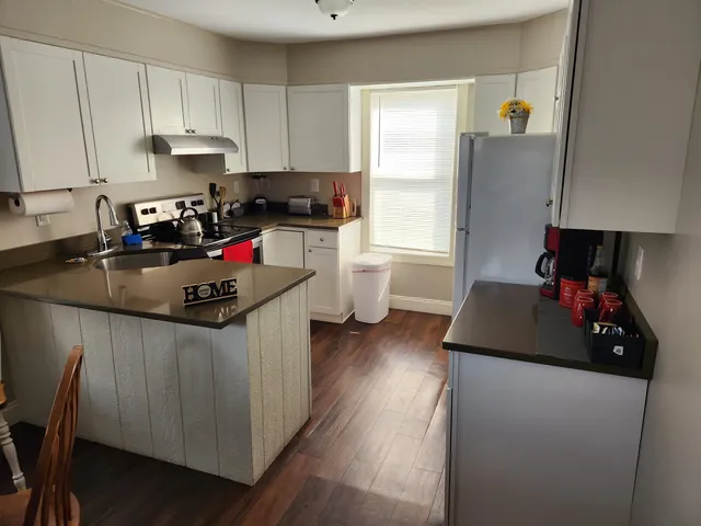 $2,600 | 661 Hevey Street, Unit SECOND, Manchester, NH 03102