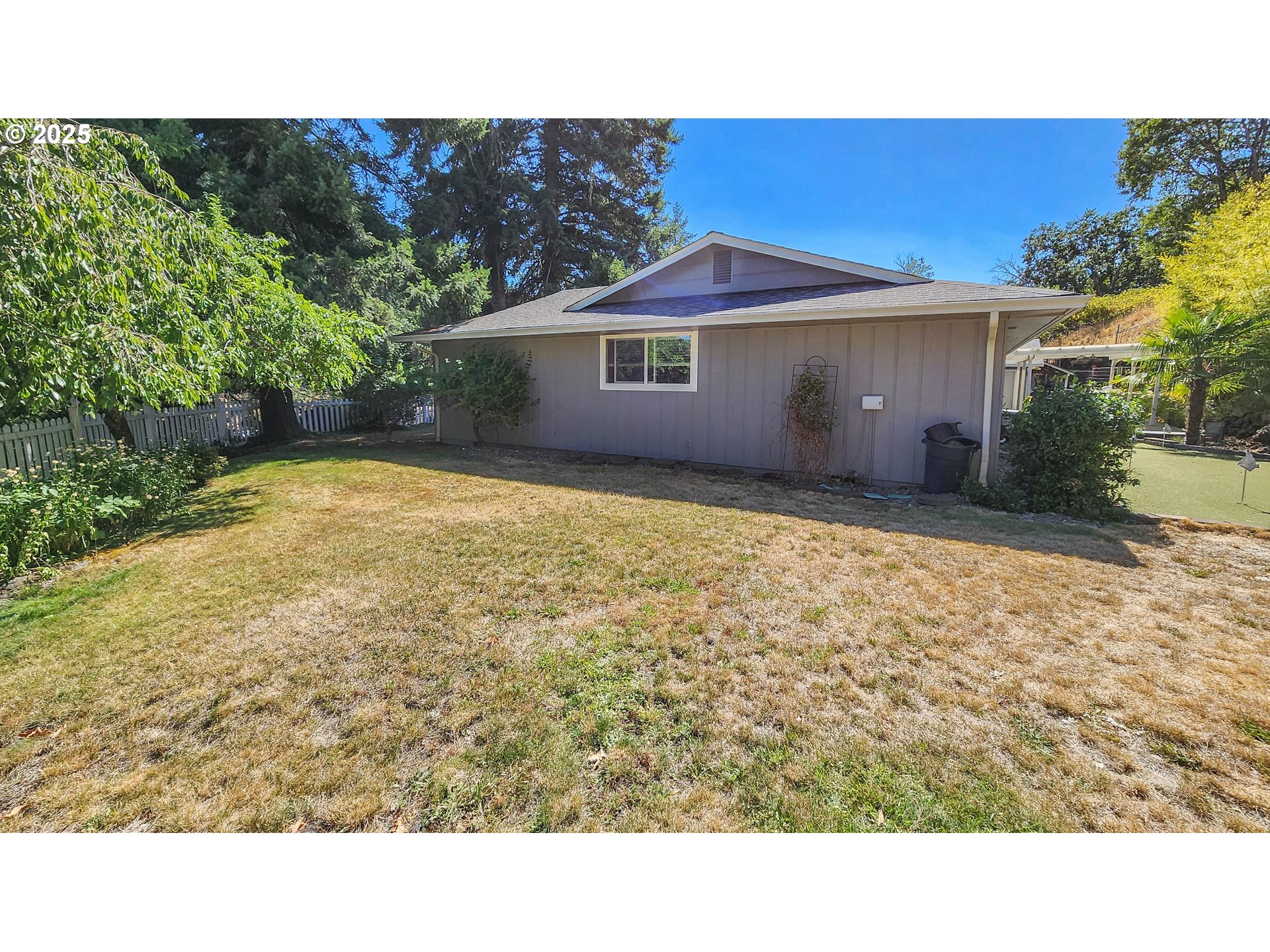 6649 Garden Valley Road Roseburg, OR 97471 - Photo 38 of 44 a black and white photo of a house