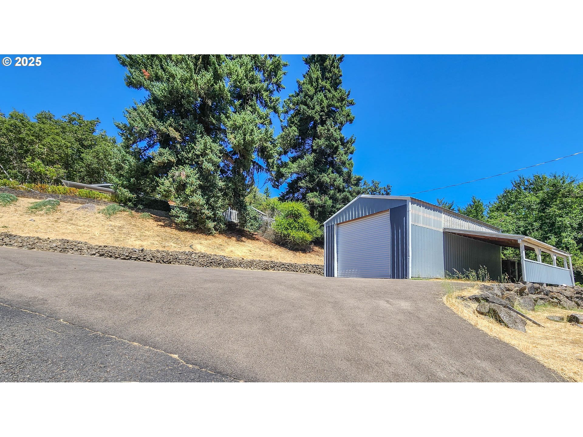 6649 Garden Valley Road Roseburg, OR 97471 - Photo 40 of 44 a black and white photo of a house