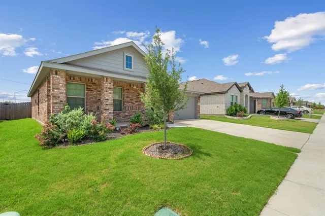 $275,000 | 2941 Manu Street, Fort Worth, TX 76123