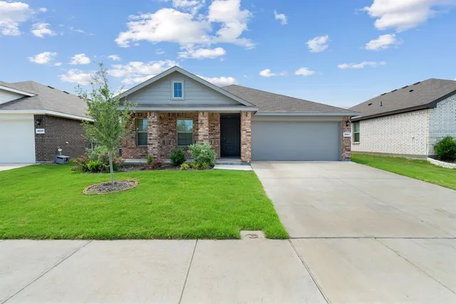 $275,000 | 2941 Manu Street, Fort Worth, TX 76123