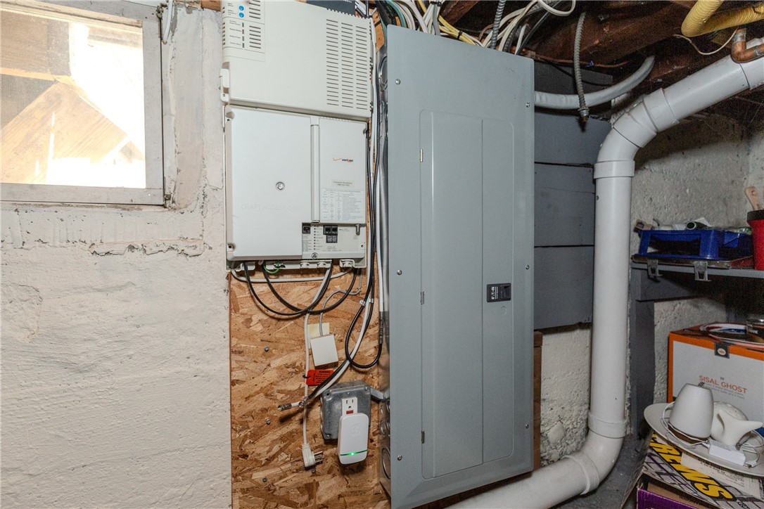 1598 West Shore Road Warwick, RI 02889 - Photo 15 of 24 200 Amp electrical panels