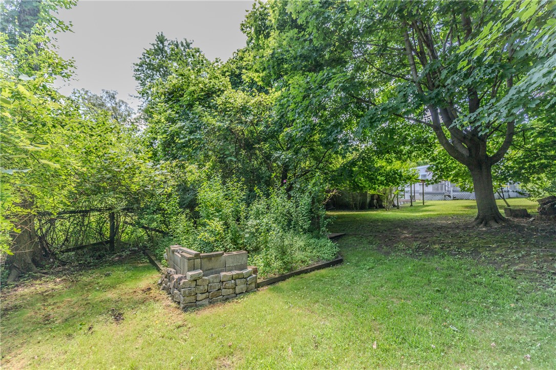 1598 West Shore Road Warwick, RI 02889 - Photo 21 of 24 Yard