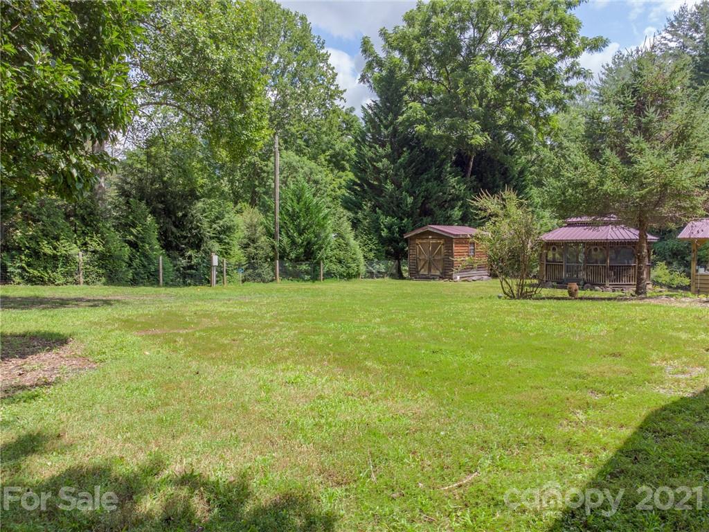 708 Riverbend Road Sylva, NC 28779 - Photo 18 of 48 Gallery Image 18