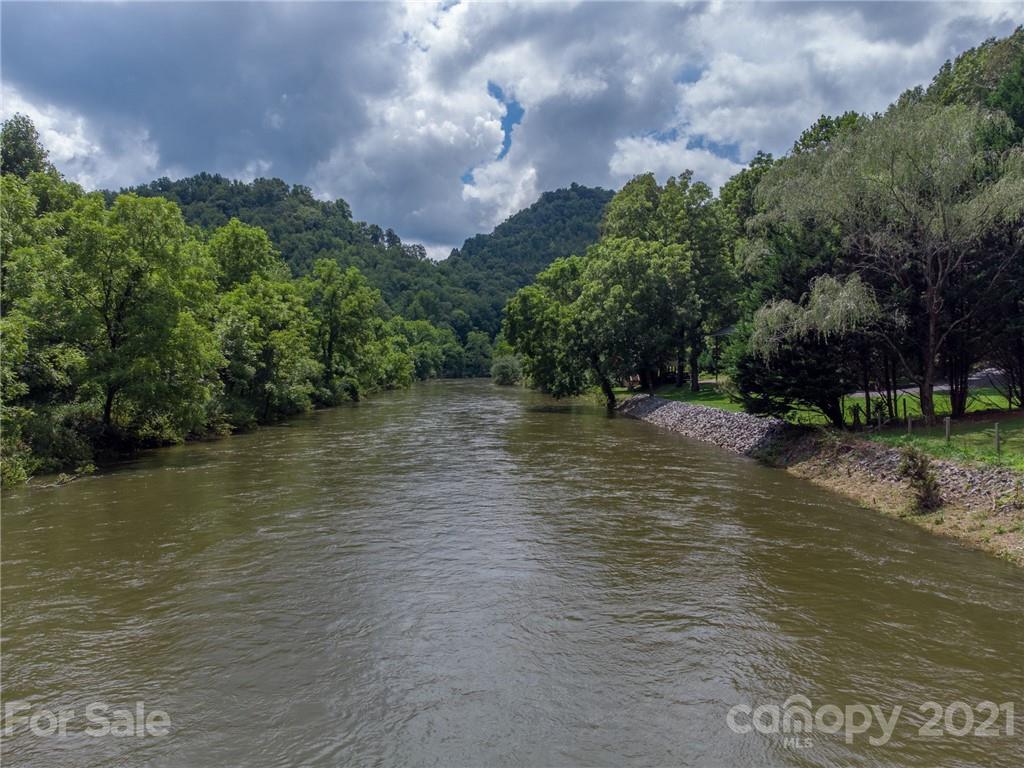 708 Riverbend Road Sylva, NC 28779 - Photo 25 of 48 Gallery Image 25