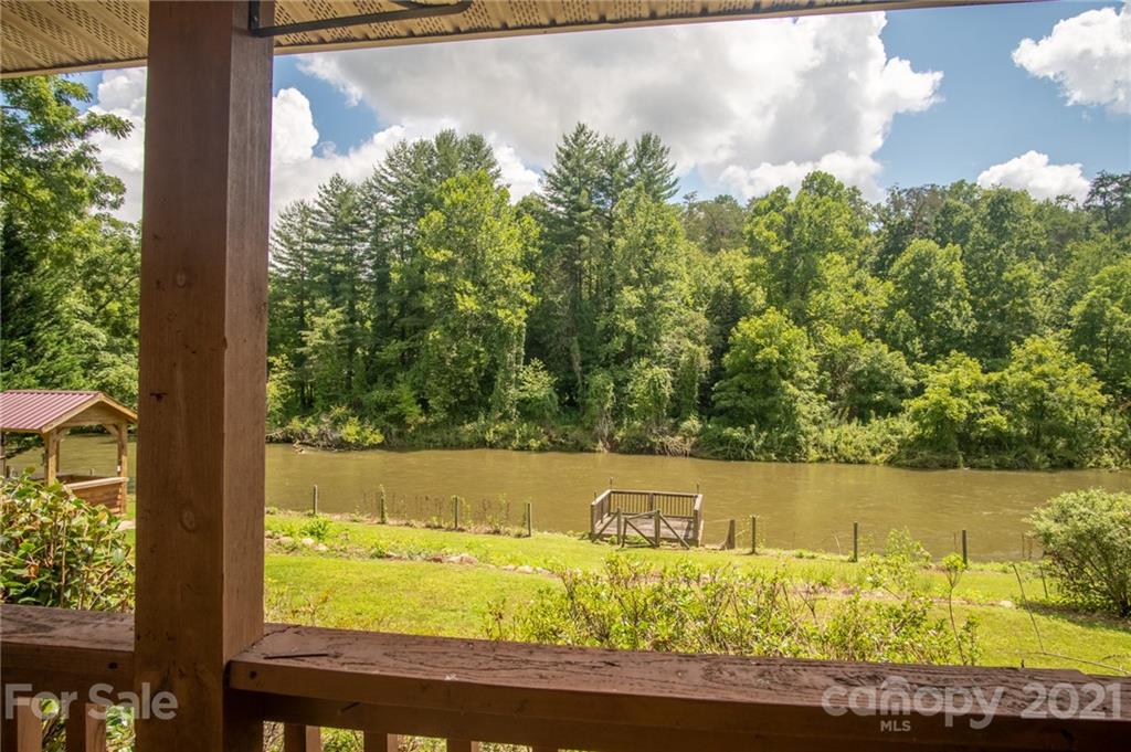 708 Riverbend Road Sylva, NC 28779 - Photo 4 of 48 Gallery Image 4
