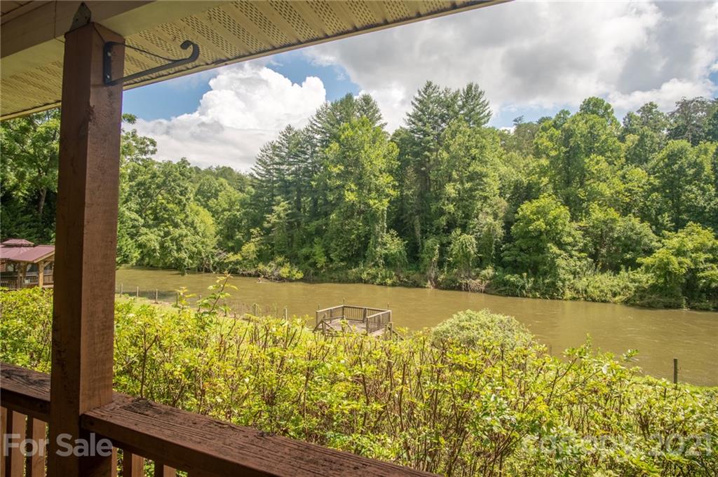 708 Riverbend Road Sylva, NC 28779 - Photo 5 of 48 Gallery Image 5