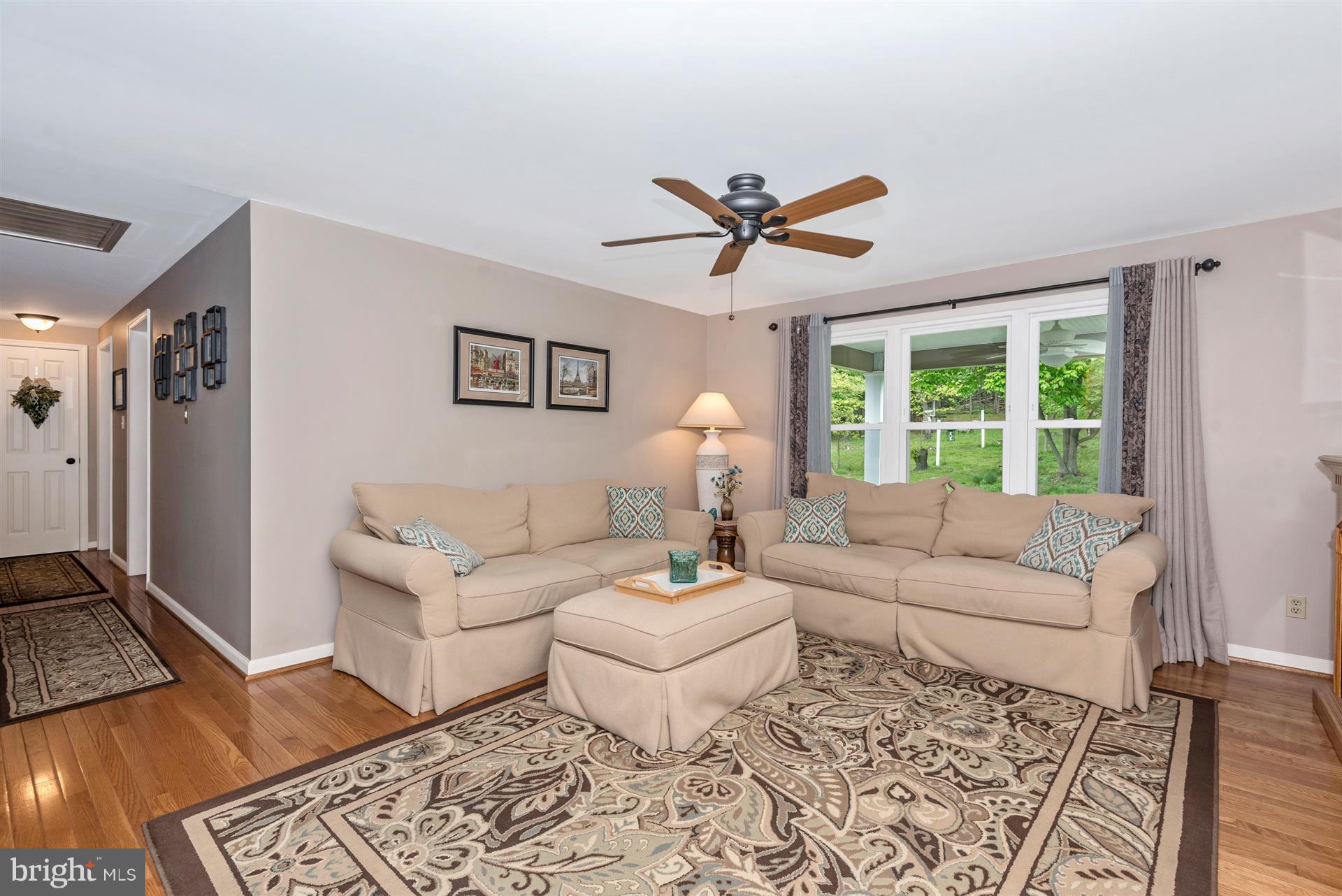 21013 Mousetown Road Boonsboro, MD 21713 - Photo 6 of 30 Living Room