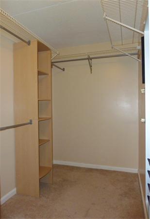 4975 Washington Street, Unit 305 Boston, MA 02132 - Photo 7 of 16