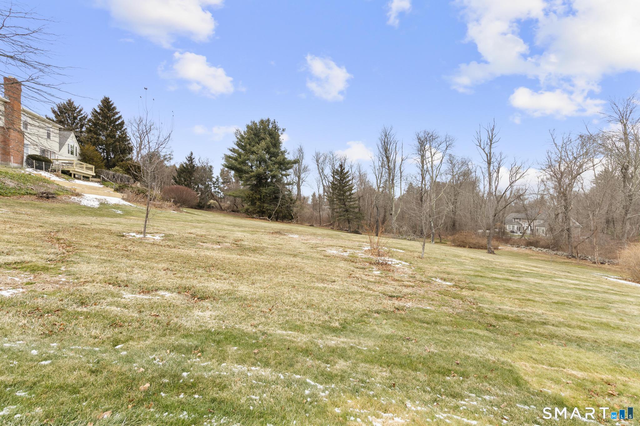 84 Munson Road Middlebury, CT 06762 - Photo 3 of 39