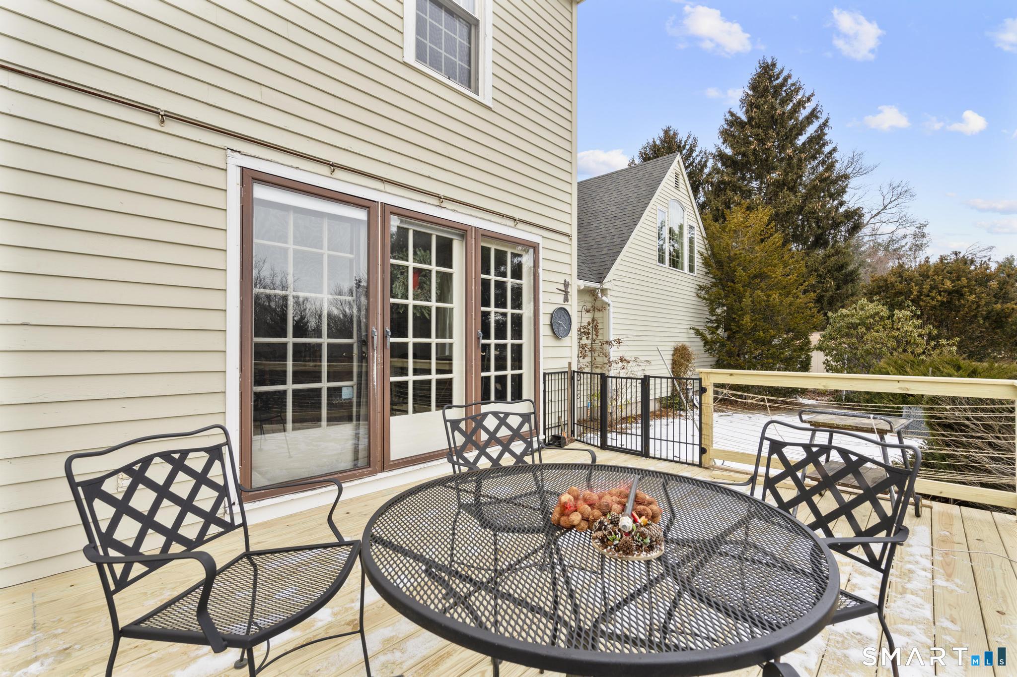 84 Munson Road Middlebury, CT 06762 - Photo 8 of 39