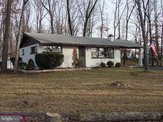 608 Griffith Road Warrington, PA 18976 - Photo 1 of 4 Gallery Image 1