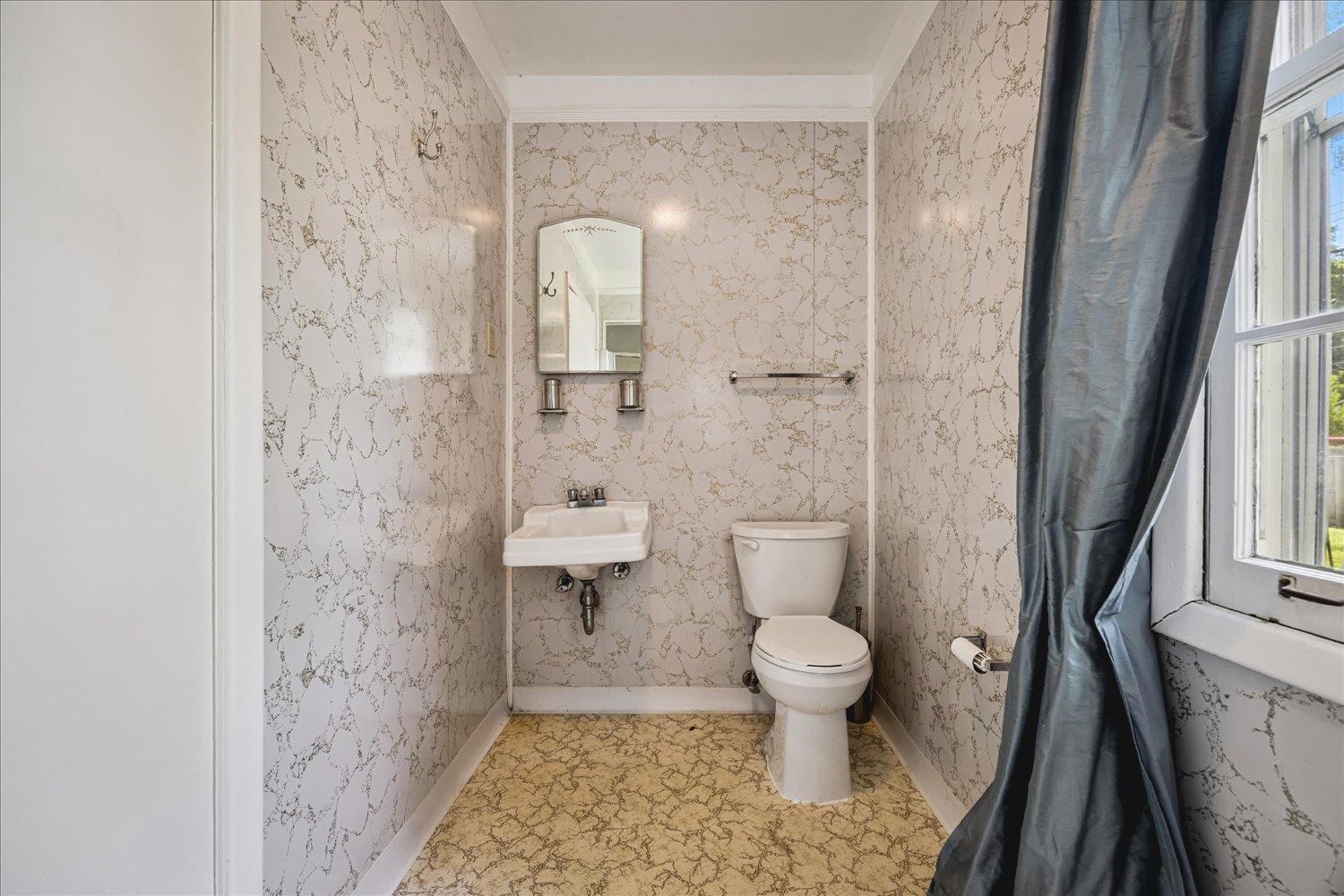 5021 Sequoia Road Memphis, TN 38117 - Photo 13 of 23