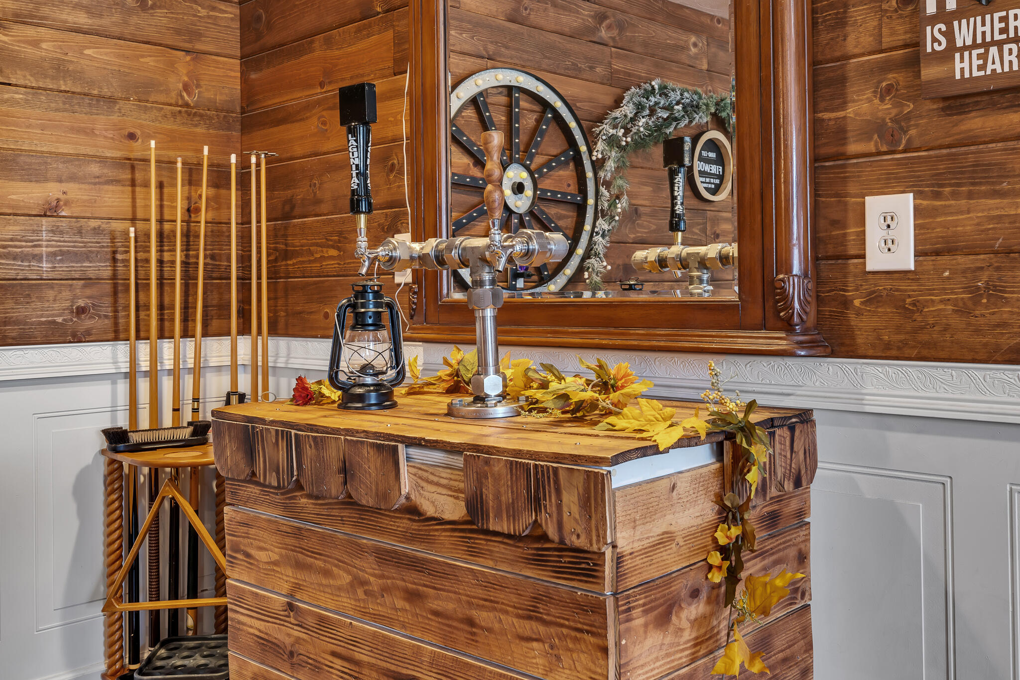 17681 Busher Way Tehachapi, CA 93561 - Photo 12 of 54 a view of a door with a sink and a mirror