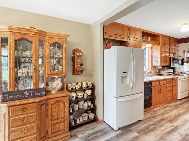 $260,000 | 311 1st Street, Russell, MN 56169